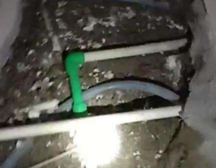 石棉卫生间漏水多少钱