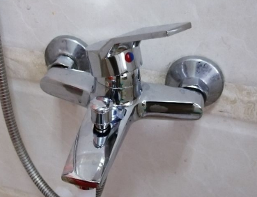 石棉水管维修多少钱