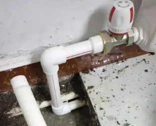 石棉卫生间测漏水多少钱