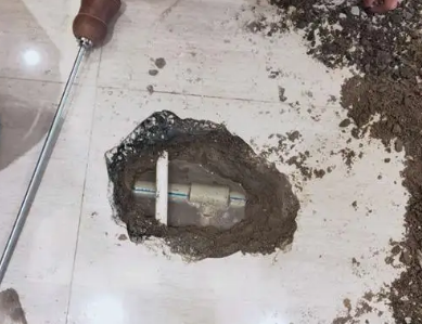 石棉卫生间测漏水